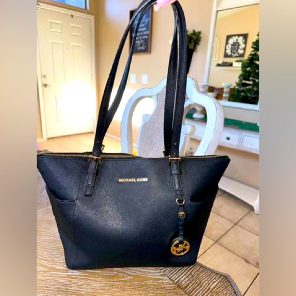 Michael Kors Black Purse/Tote